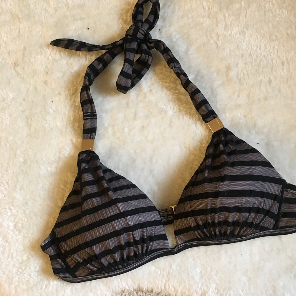 Victoria’s Secret bikini top